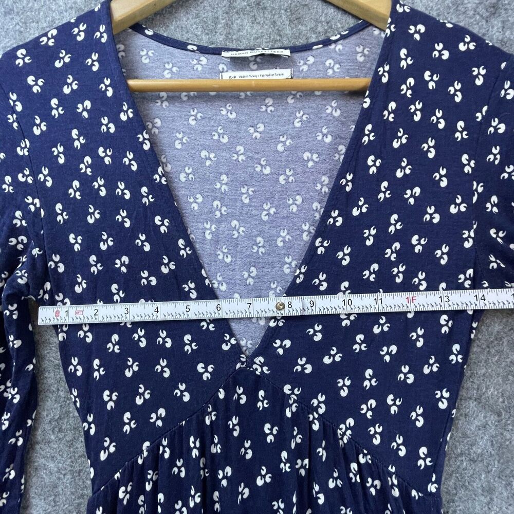 Urban Outfitters Dress Small Navy Lightweight Deep V Girly Simple Minimalist‎ - Picture 6 of 8